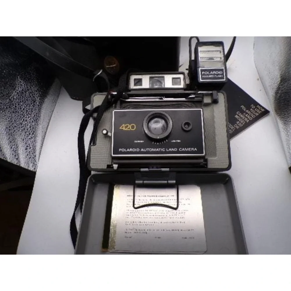 Vintage Polaroid 420 Automatic Land Camera with Focused Flash Case&Manual READ‎